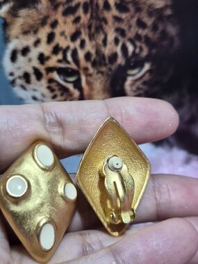 Vintage Matte  Gold and Cream Geometric Dome Earrings
